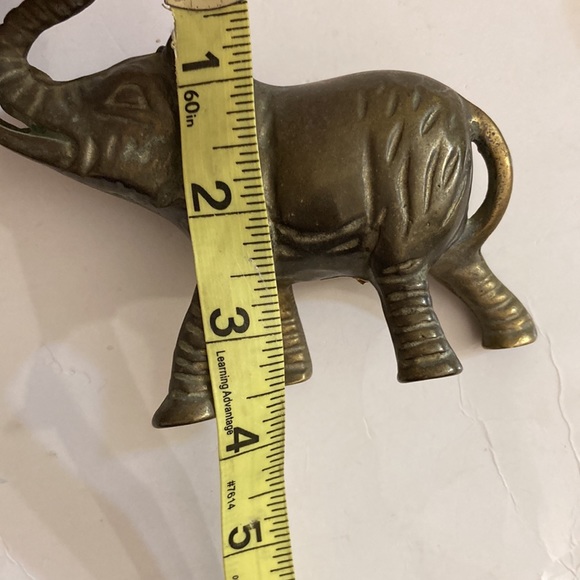 Vintage made in Taiwan solid brass elephant - Picture 10 of 11